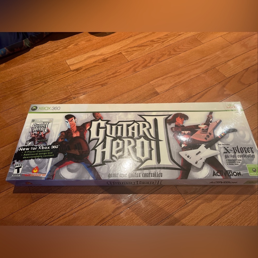 COPY - Guitar Hero Xplorer White Guitar Xbox 360